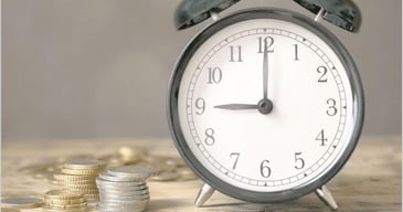 reloj-alarma-monedas